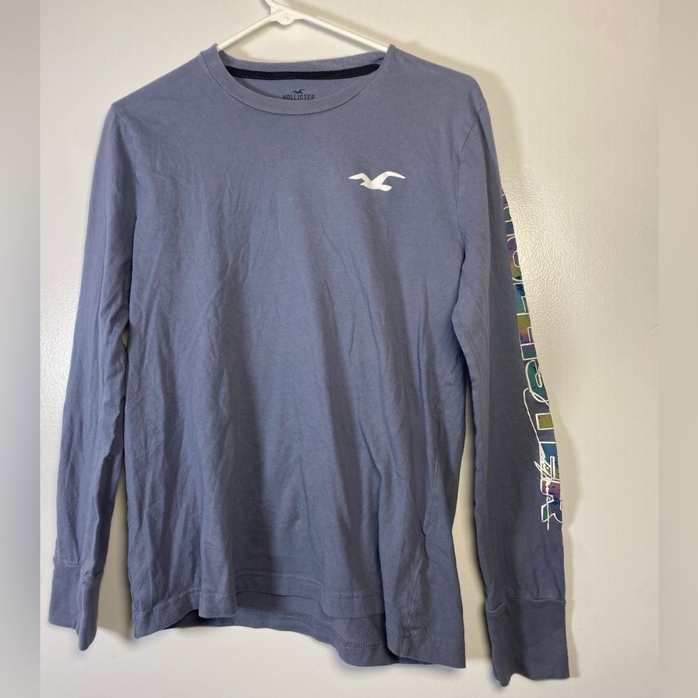 Hollister Men's Blue Long Sleeve Tee with Logo